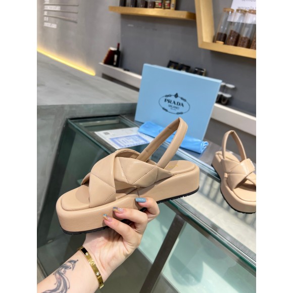 Prada Flatform Sandals In Beige Quilted Nappa Leather Prada Flatform Sandals In Beige Quilted Nappa Leather