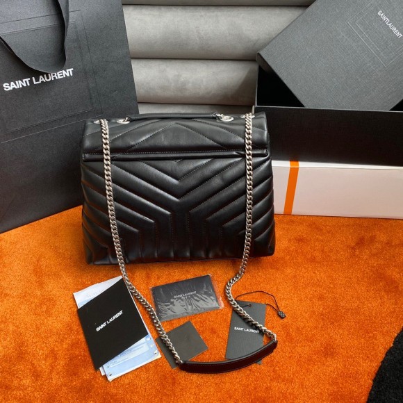 Saint Laurent LouLou Medium Chain Bag In Noir Quilted Calfskin