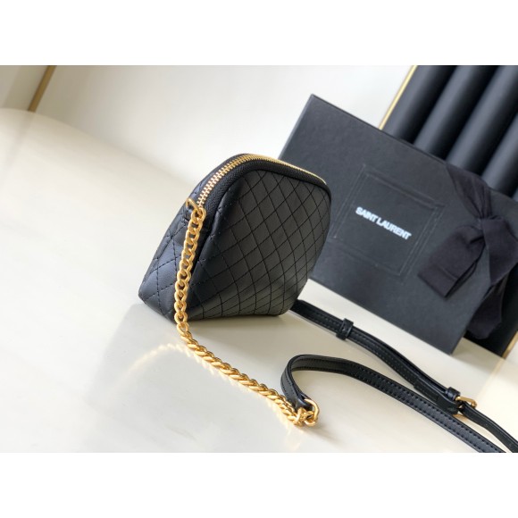 Saint Laurent Gaby Zipped Pouch in Black Quilted Lambskin