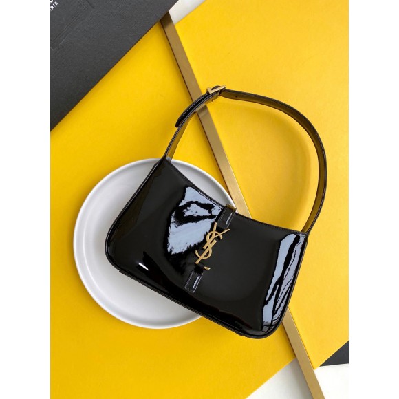Saint Laurent Le 5 À 7 Hobo Bag in Black Patent Calfskin Saint Laurent Le 5 À 7 Hobo Bag in Black Patent Calfskin