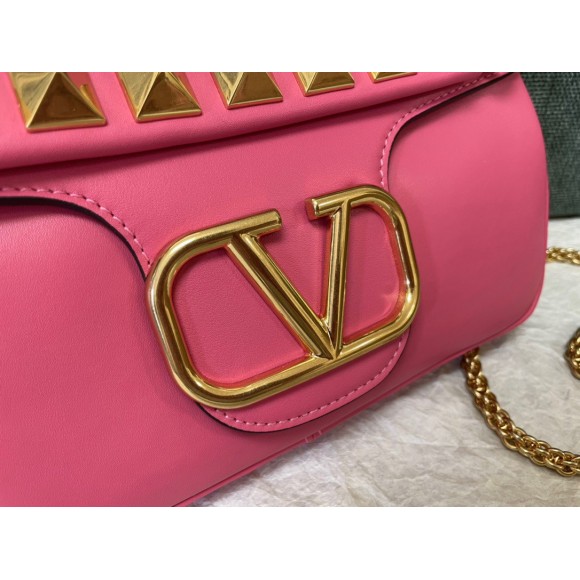 Valentino Stud Sign Shoulder Bag In Pink Nappa Leather