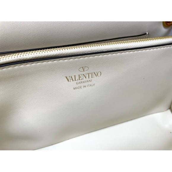 Valentino Stud Sign Shoulder Bag In White Nappa Leather