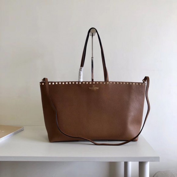 Valentino Rockstud Large Shopping Bag In Brown Leather