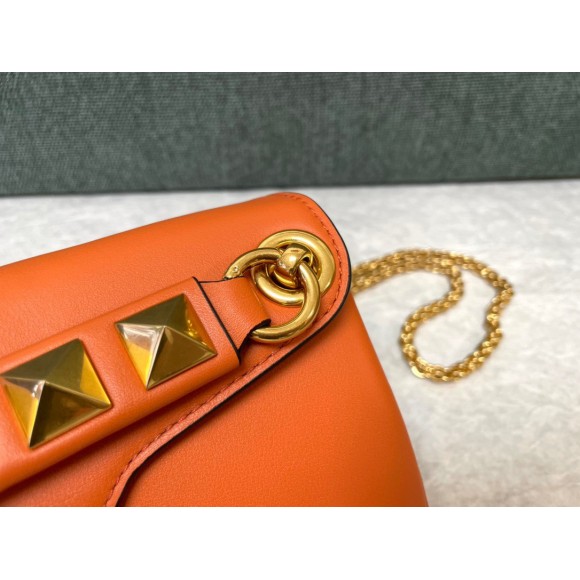 Valentino Stud Sign Shoulder Bag In Orange Nappa Leather