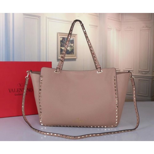 Valentino Rockstud Medium Tote In Beige Grained Leather